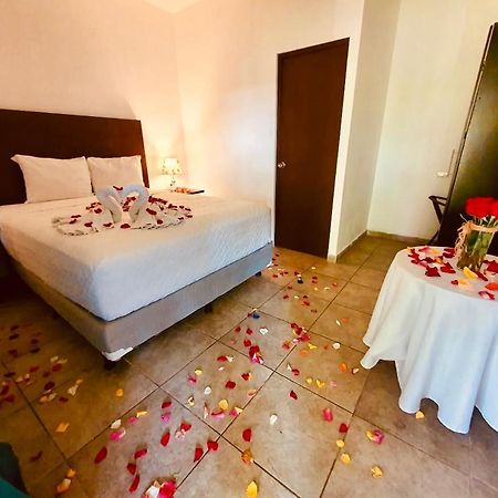 Hotel Jardin De Las Marias Suchitoto Esterno foto